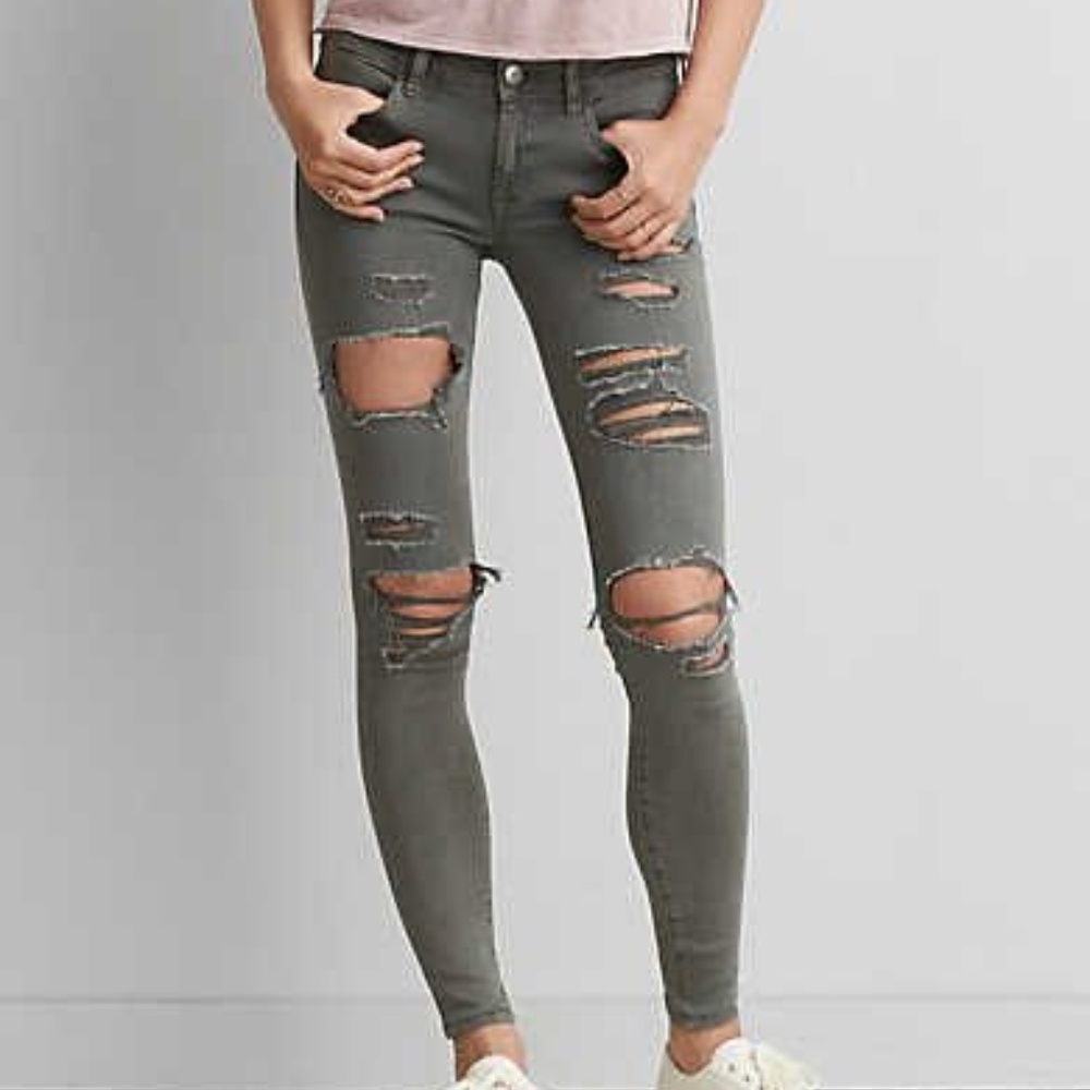 American Eagle Olive Green Distressed Jegging